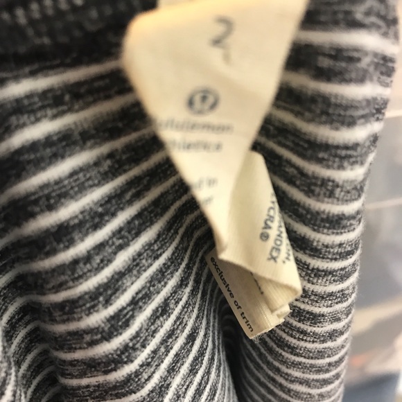 Lululemon Stride Jacket Size 2 - Picture 10 of 12